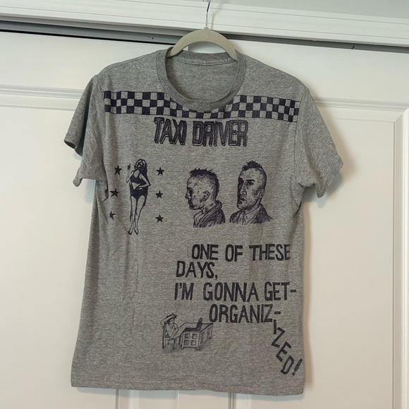 Taxi Driver T-Shirt - Picture 1 of 3